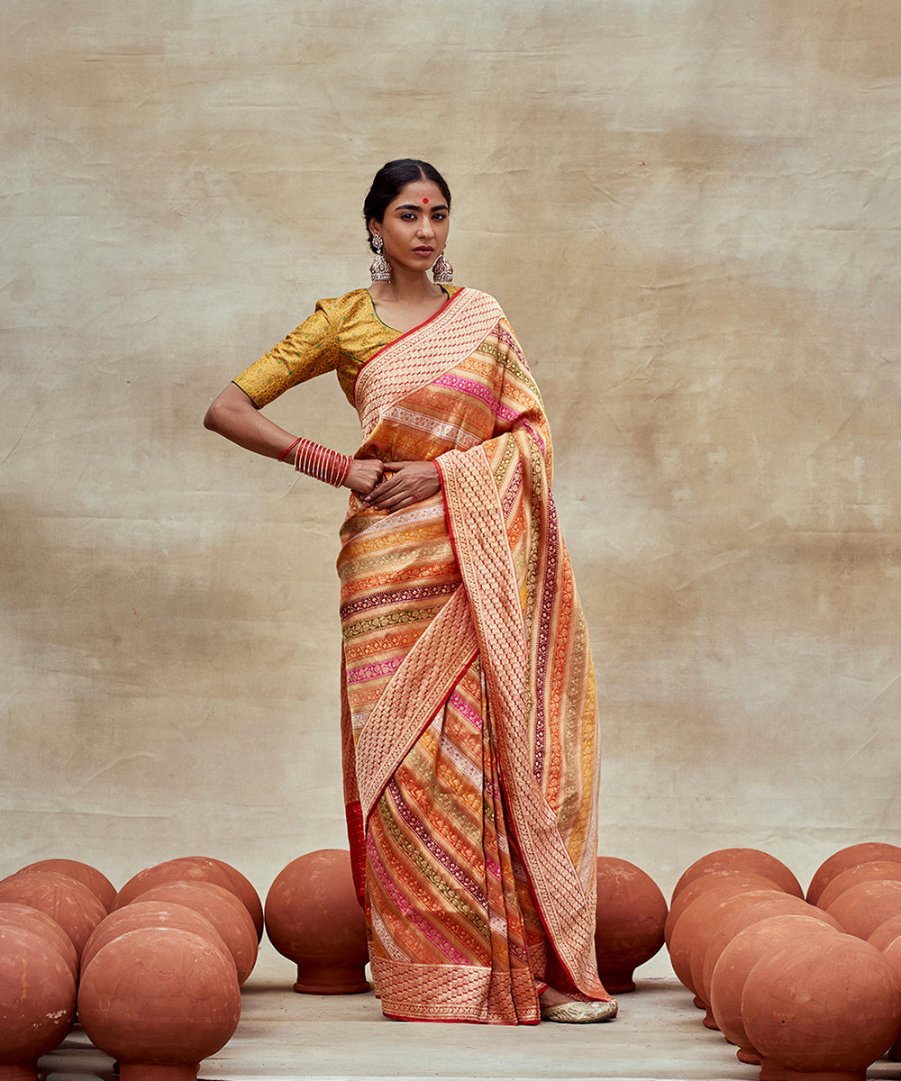 Red_And_Gold_Handloom_Pure_Katan_Silk_Banarasi_Rangkaat_Saree_with_Aada_Jaal_WeaverStory_02