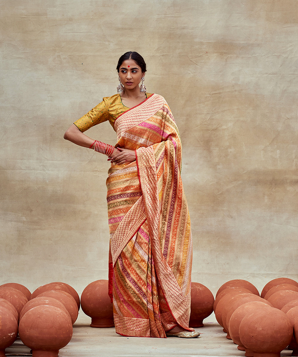 Red_And_Gold_Handloom_Pure_Katan_Silk_Banarasi_Rangkaat_Saree_with_Aada_Jaal_WeaverStory_03