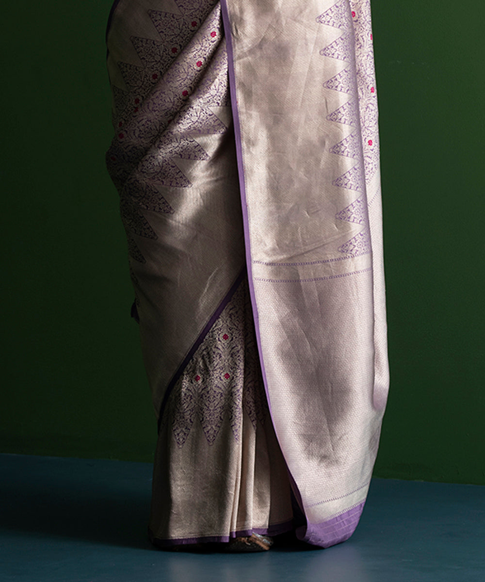 Handloom_Mauve_Pure_Katan_Silk_Kimkhab_Shikargah_Banarasi_Saree_with_Temple_Border_WeaverStory_03