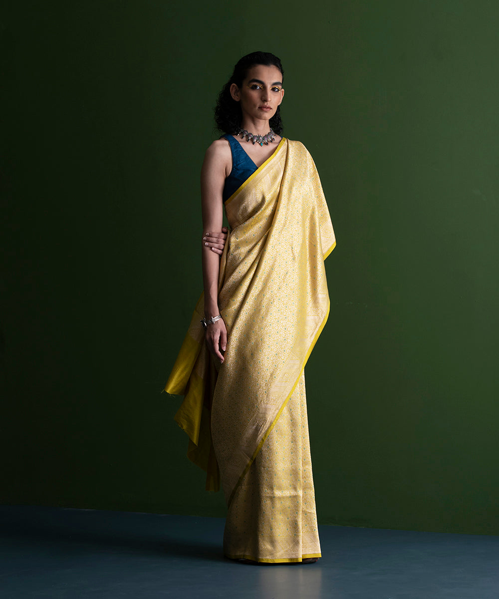 Handloom_Yellow_Kimkhab_Pure_Katan_Silk_Banarasi_Saree_With_Sea_Green_Meenakari_WeaverStory_02