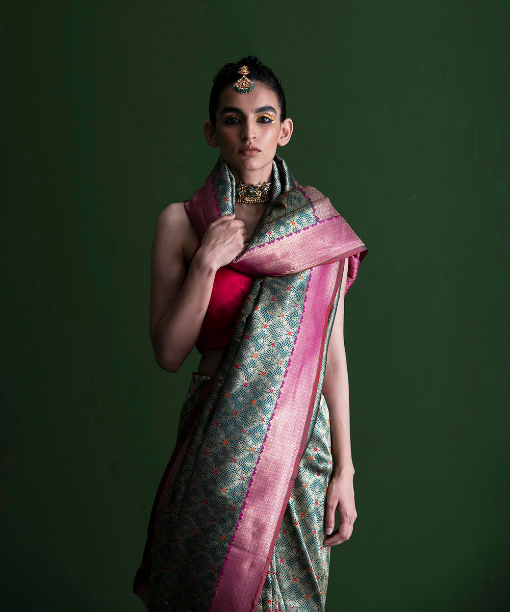 Green_Handloom_Pure_Katan_Silk_Brocade_Banarasi_Saree_With_Pink_Border_WeaverStory_01