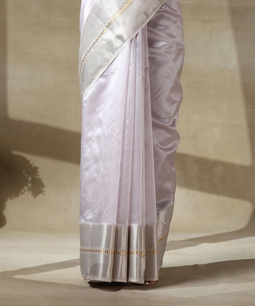 Handloom_Light_Lavender_Chanderi_Silk_Saree_With_Silver_And_Gold_Zari_Broad_Border_WeaverStory_04