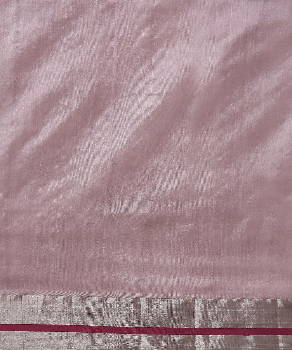 Handloom_Mauve_Chanderi_Silk_Saree_With_Silver_Zari_Three_Flower_Motif_and_Champagne_Zari_Border_WeaverStory_05