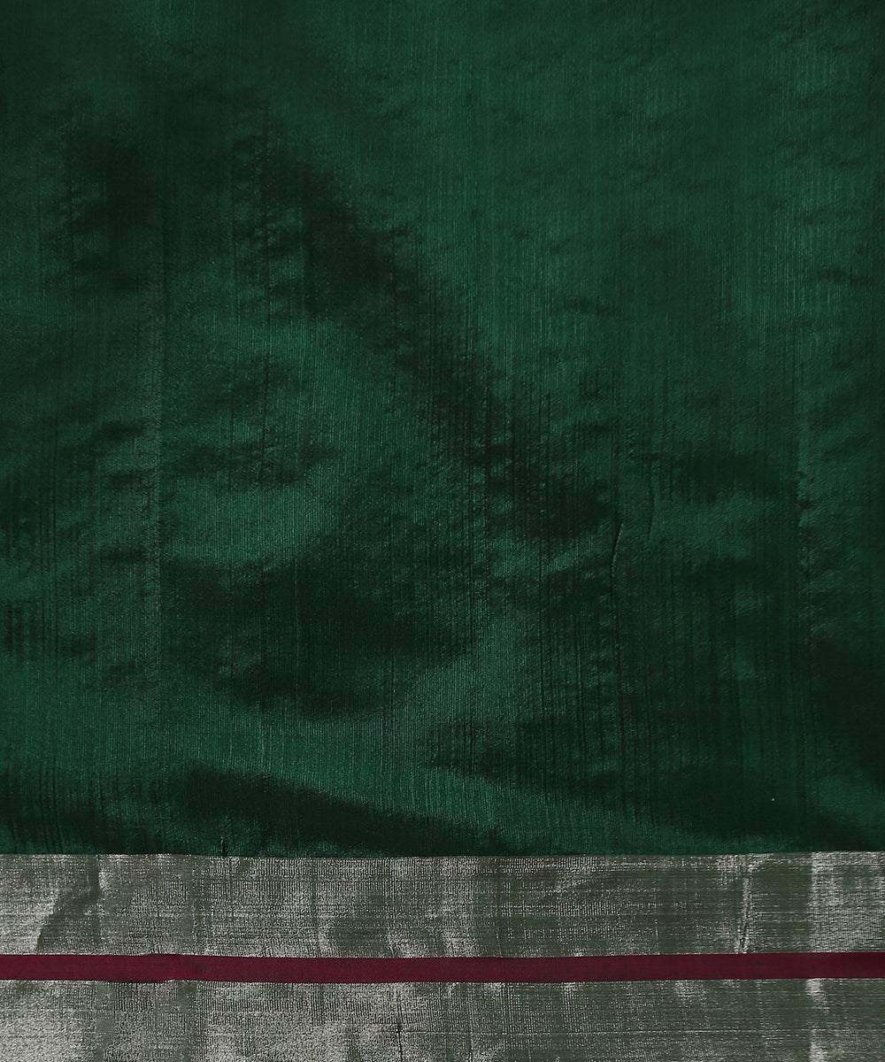 Handloom_Emerald_Green_Chanderi_Silk_Saree_With_Nandi_Motif_In_Silver_Zari_WeaverStory_05