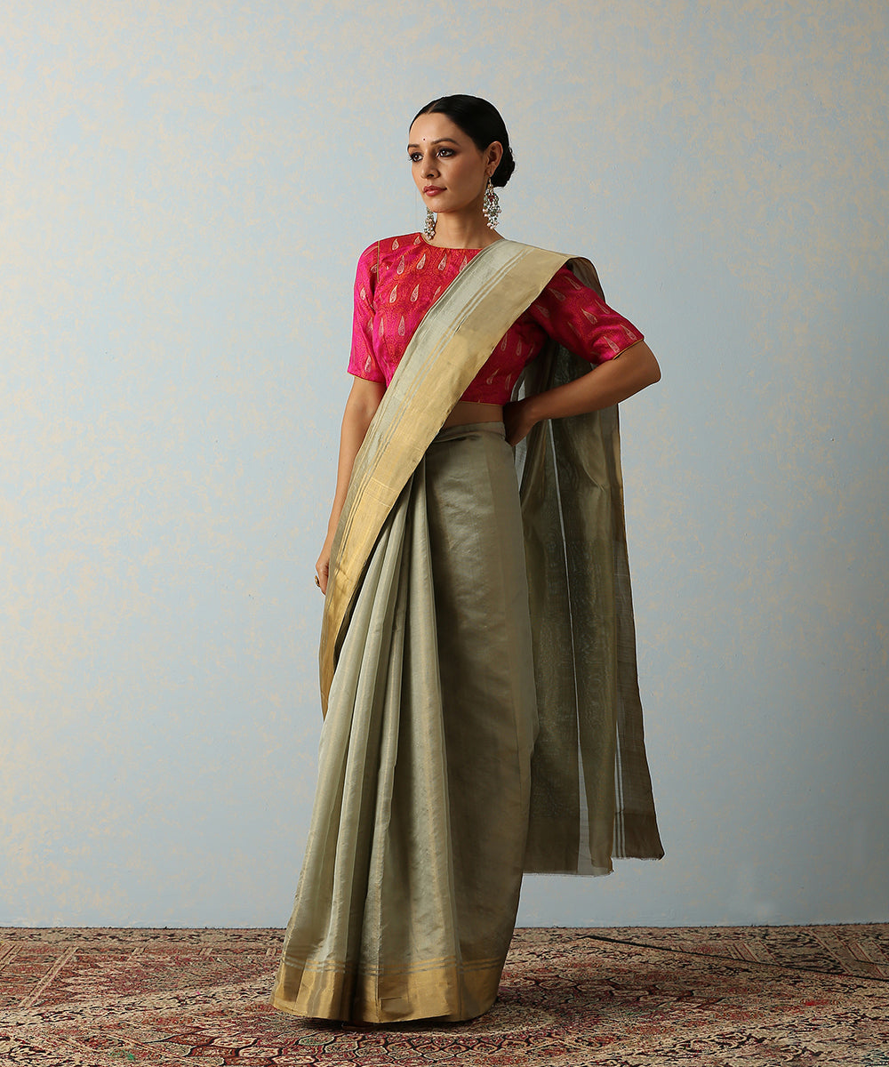 Grey_Handloom_Plain_Tissue_Chanderi_Saree_With_Zari_Border_WeaverStory_02