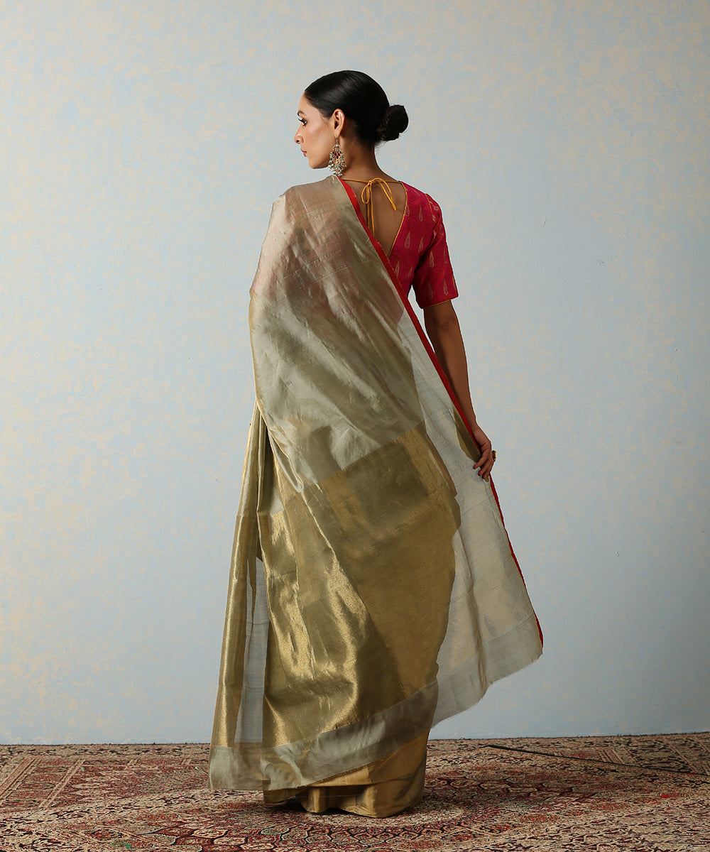 Grey_Handloom_Plain_Tissue_Chanderi_Saree_With_Zari_Border_WeaverStory_03
