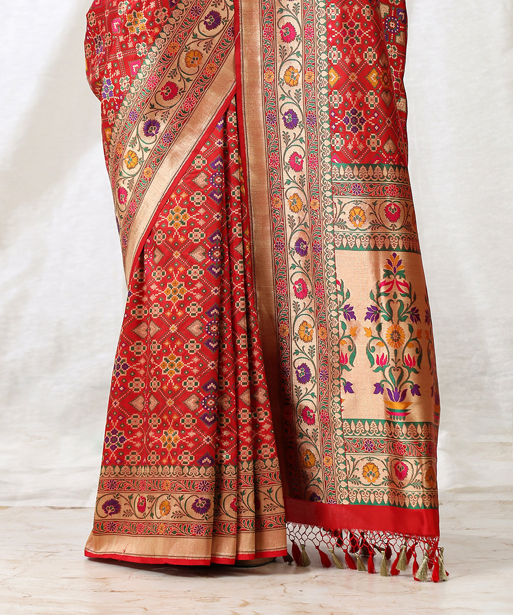 Red_Handloom_Pure_Katan_Silk_Banarasi_Patola_Saree_with_Meenakari_WeaverStory_04