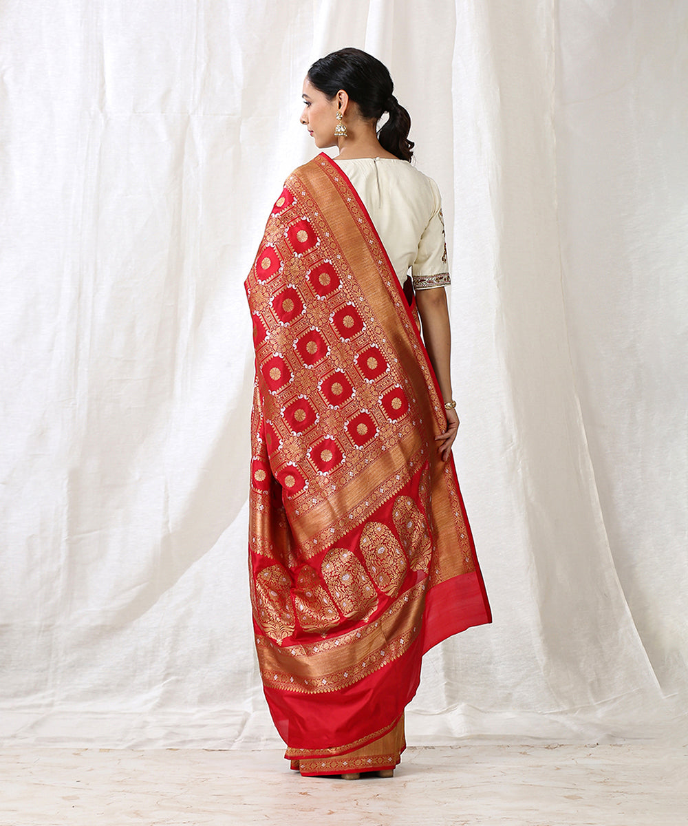 Red_Handloom_Pure_Katan_Silk_Banarasi_Saree_with_Square_Cutwork_Jaal_WeaverStory_03