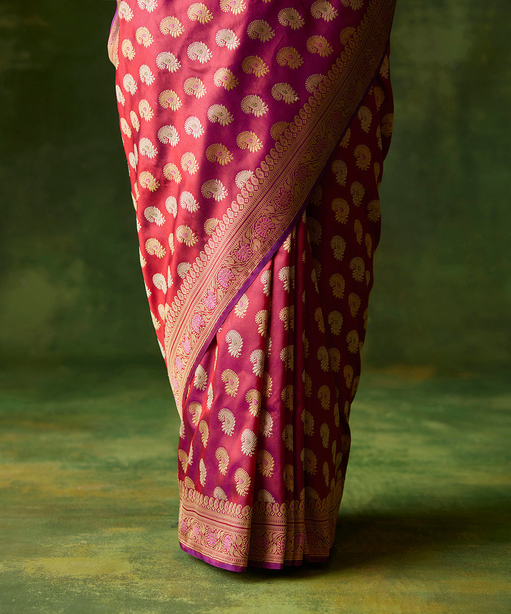 Purple_Handloom_Pure_Malda_Silk_Banarasi_Baluchari_Saree_With_Multicolor_Paisley_Border_WeaverStory_04