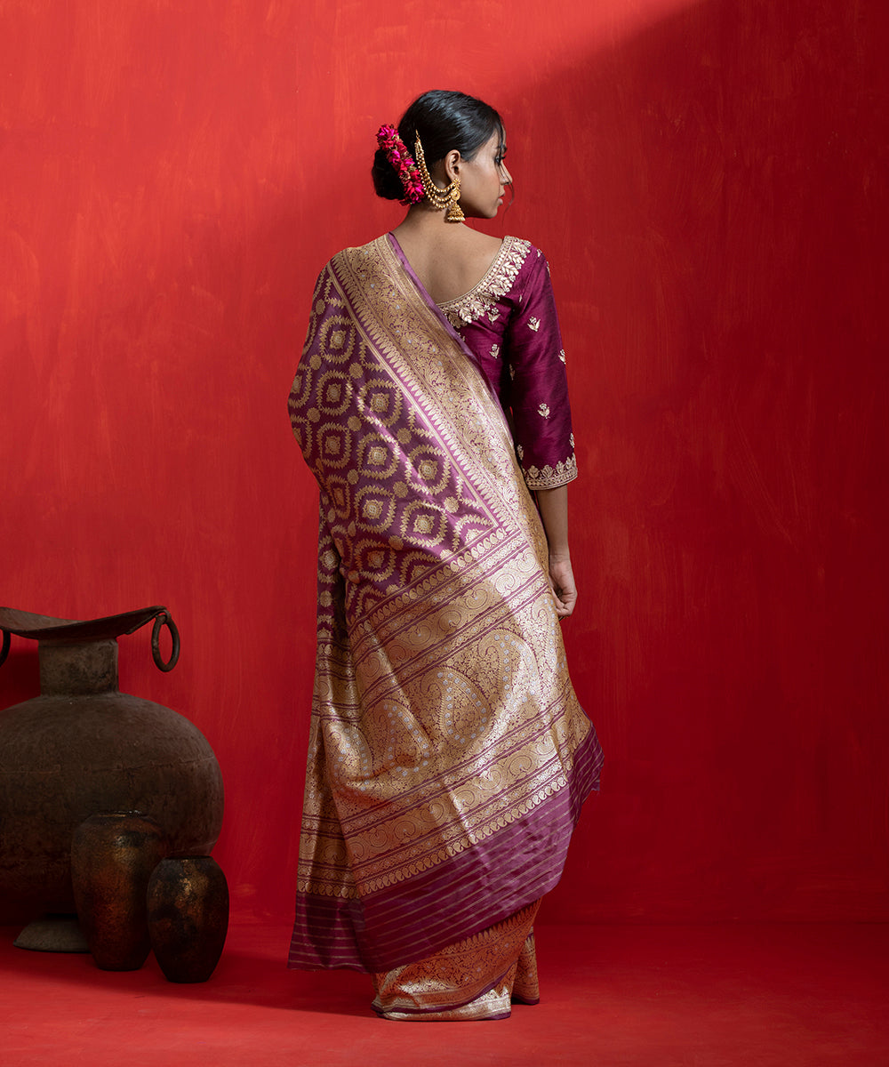 Mauve_Handloom_Pure_Katan_Silk_Banarasi_Saree_With_Kadhwa_Jaal_WeaverStory_03