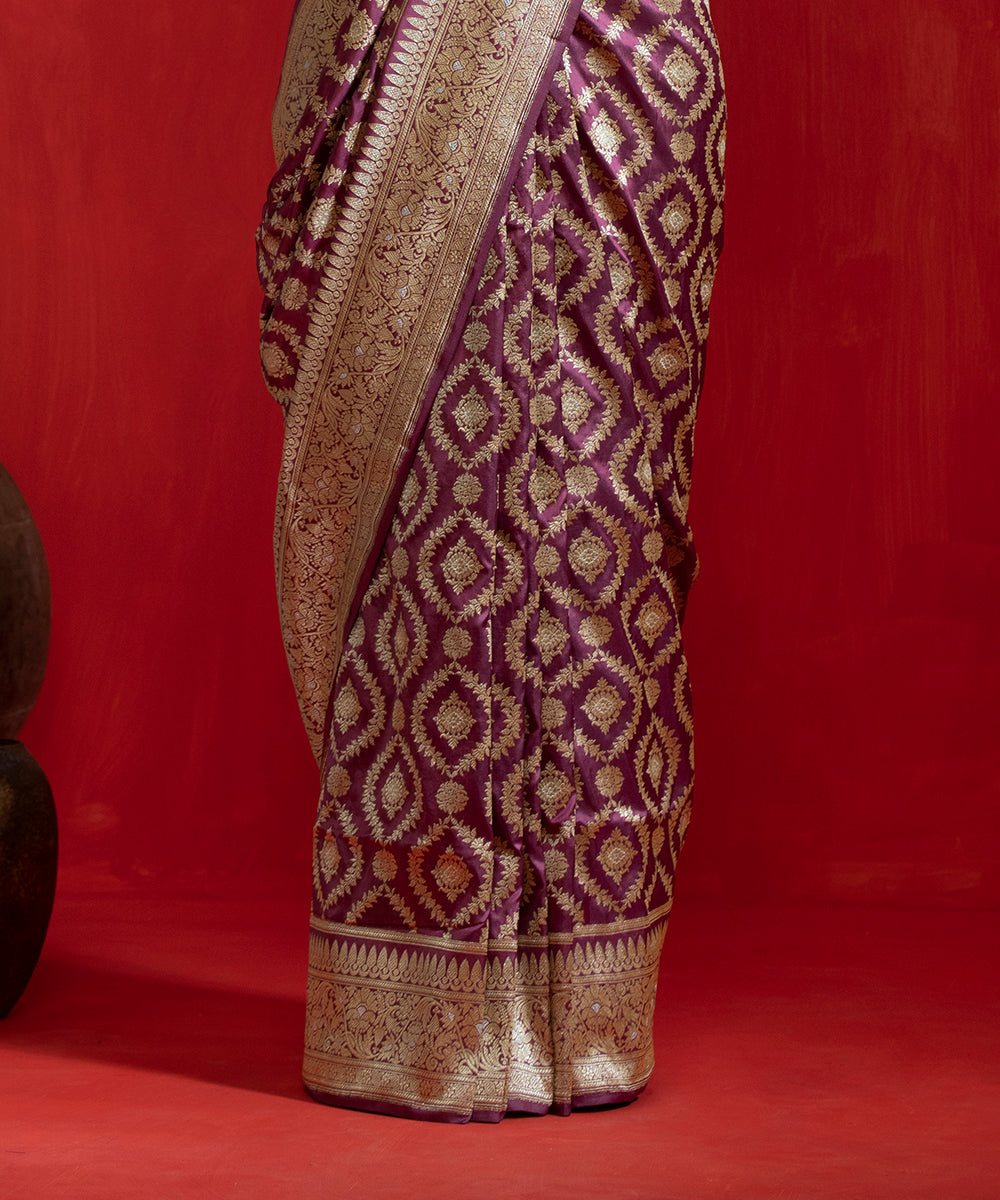 Mauve_Handloom_Pure_Katan_Silk_Banarasi_Saree_With_Kadhwa_Jaal_WeaverStory_04
