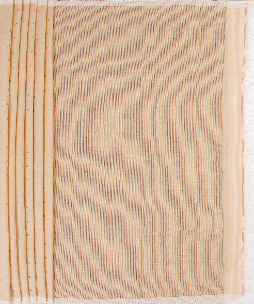 Peach_Handloom_MulMul_Jamdani_Saree_With_Multicolor_Booti_WeaverStory_04