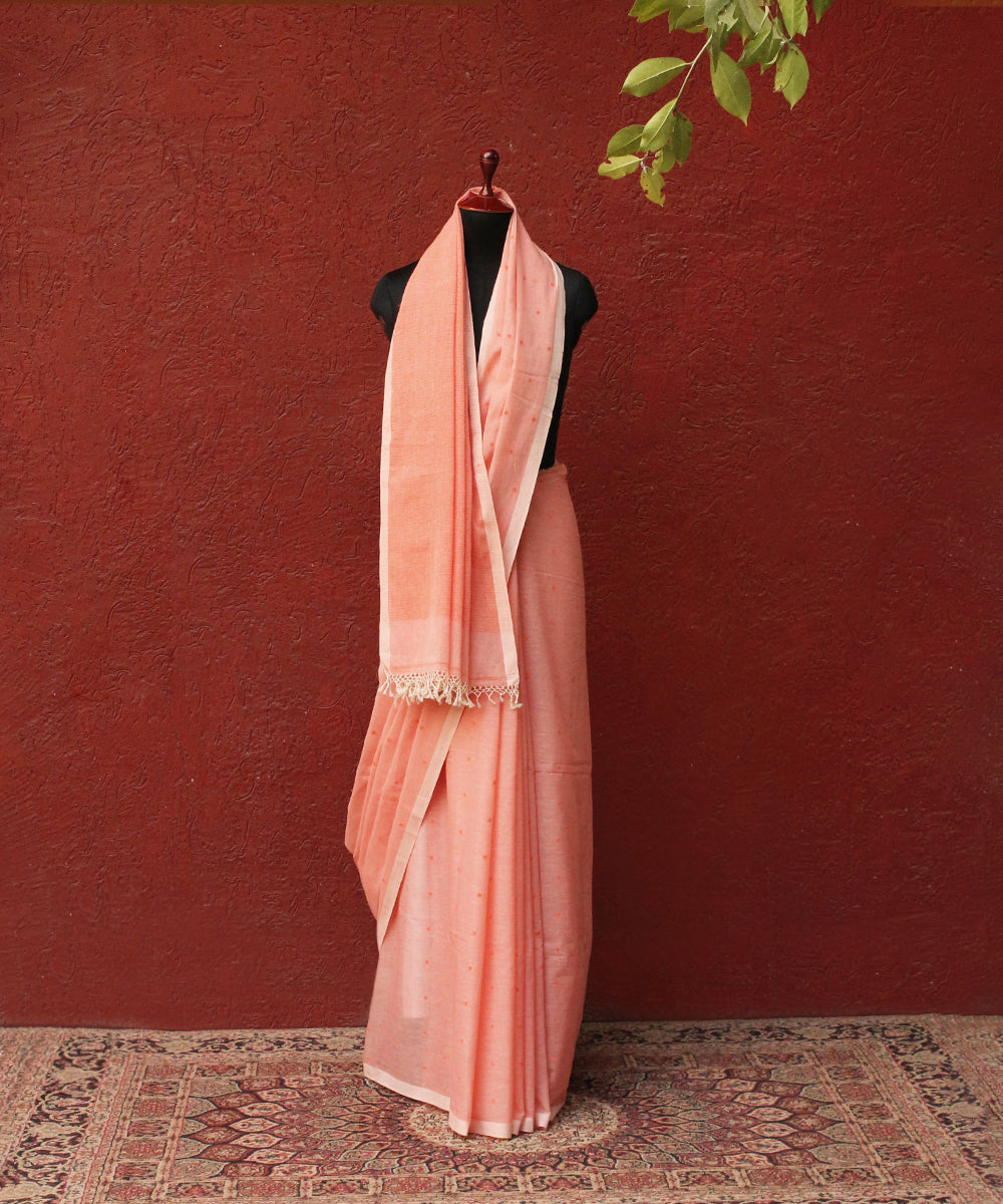 Dark_Peach_Handloom_MulMul_Jamdani_Saree_With_Orange_Booti_WeaverStory_03