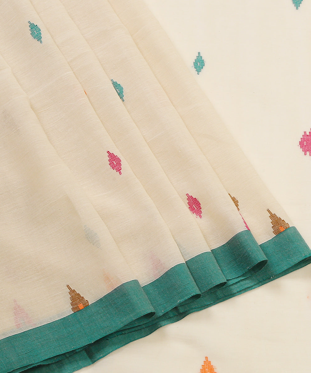 Cream_Handloom_Cotton_Jamdani_Saree_With_Leaf_Pallu_WeaverStory_02