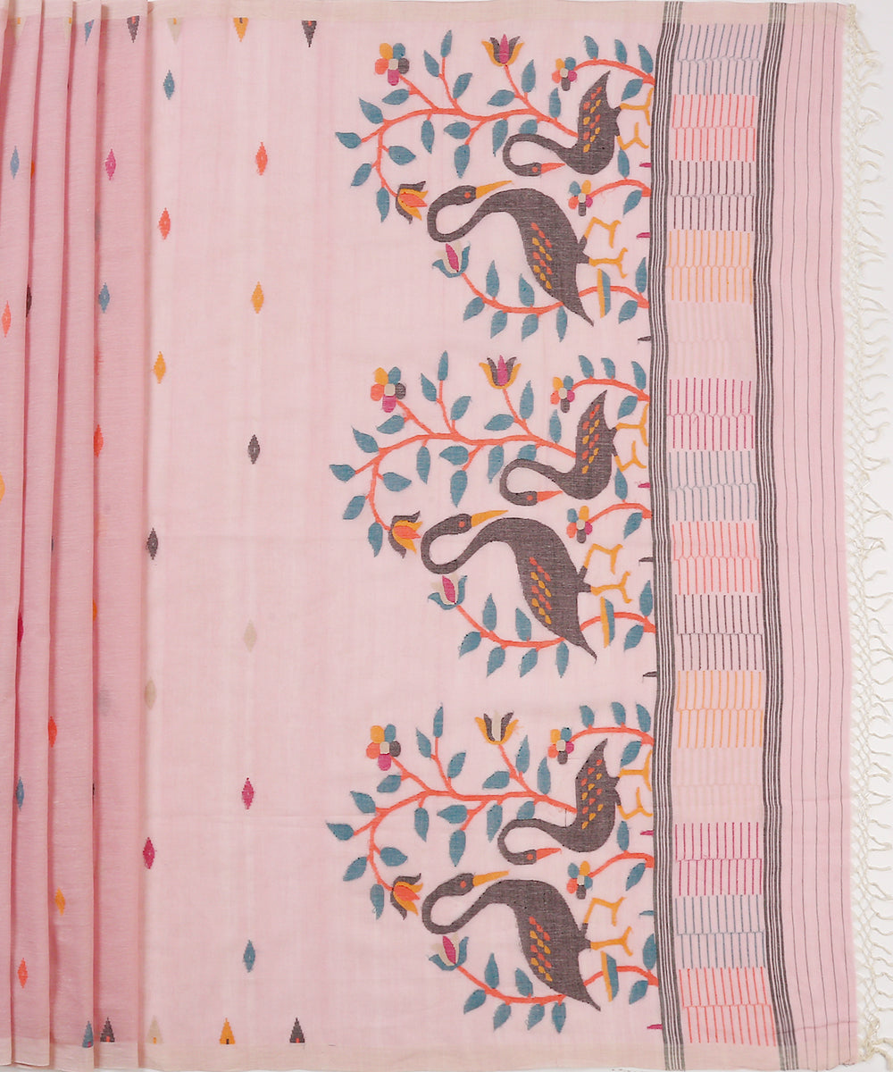Handloom_Baby_Pink_Cotton_Jamdani_Saree_With_Duck_Motifs_On_Pallu_WeaverStory_04