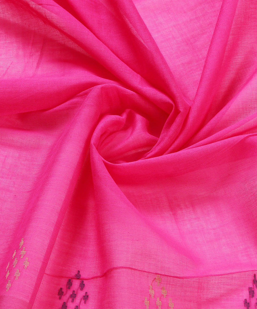 Hot_Pink_Handloom_Cotton_Jamdani_Saree_With_Guldasta_Woven_On_Pallu_WeaverStory_06