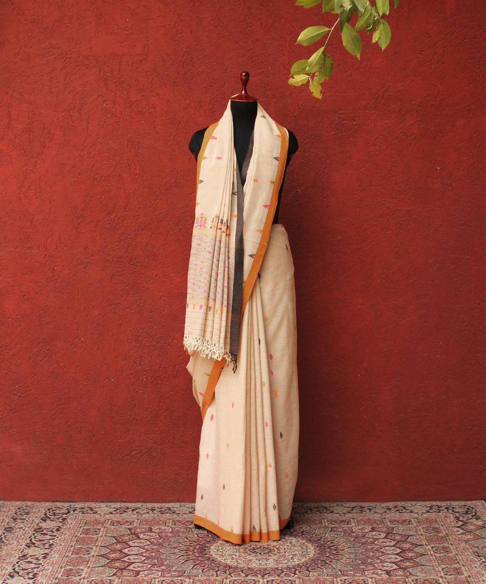 Handloom_Beige_Colour_Cotton_Jamdani_Saree_With_Box_Stripe_Woven_On_Pallu_WeaverStory_03