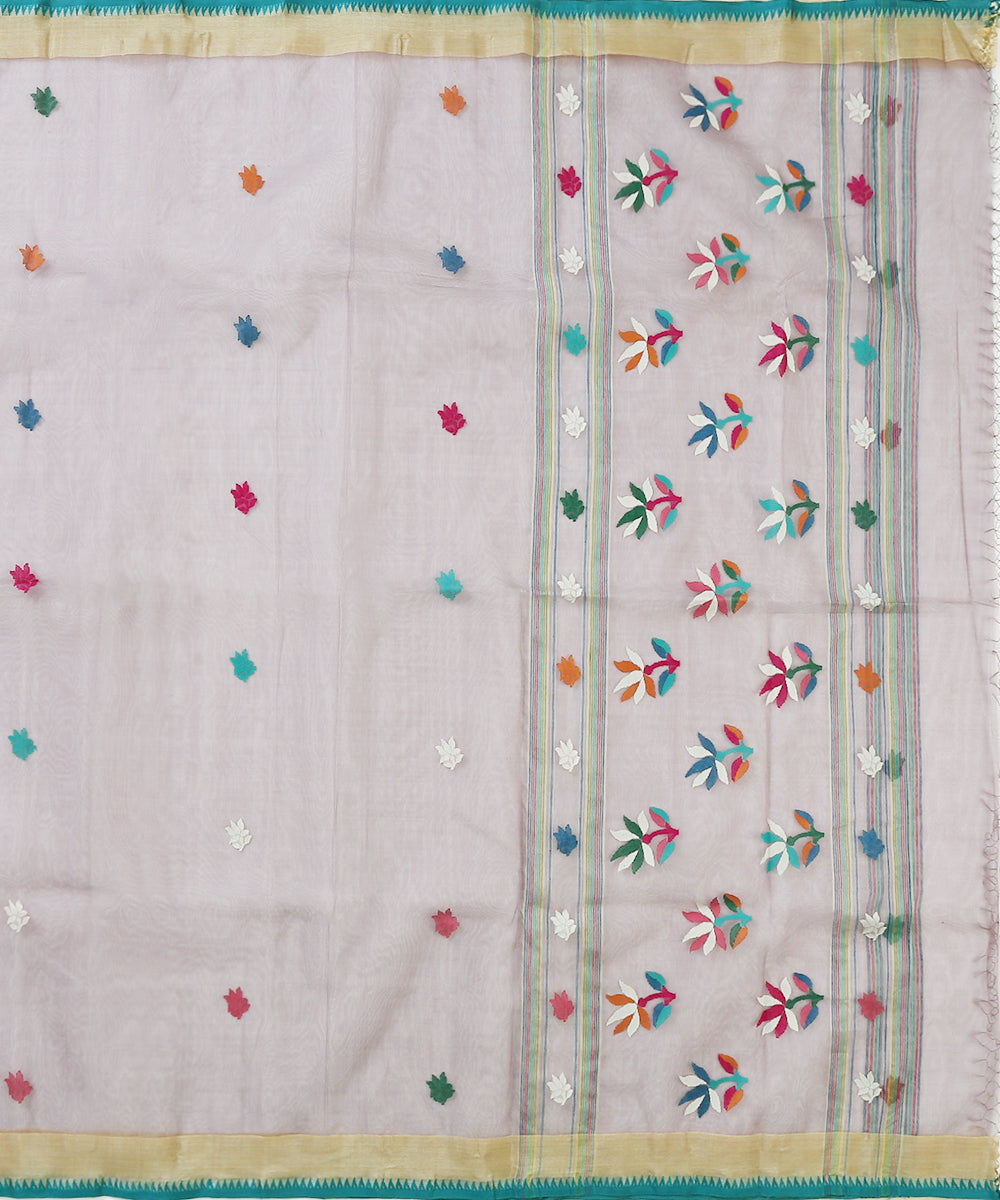 Handloom_Purple_Muslin_Dhakai_Jamdani_Saree_With_Small_Lotus_Boota_WeaverStory_05