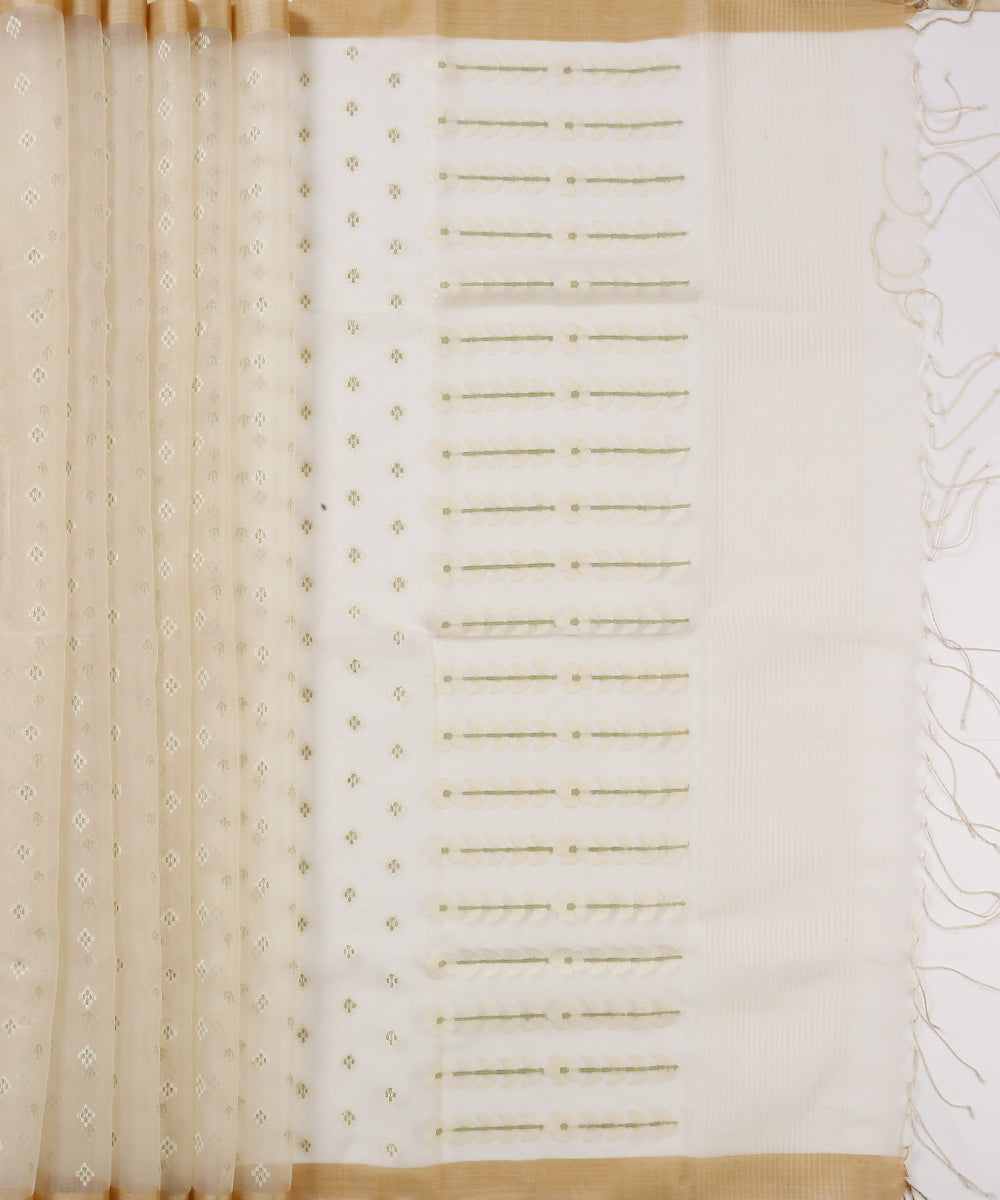 Handloom_Offwhite_Silk_Muslin_Jamdani_Saree_With_White_Booti_WeaverStory_05