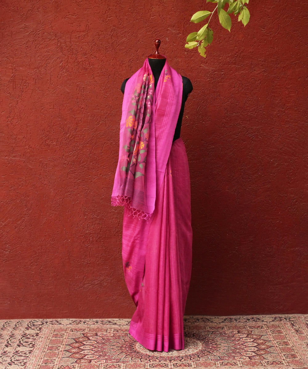 Handloom_Pink_Matka_Silk_Saree_With_Muslin_Jamdani_Pallu_WeaverStory_03