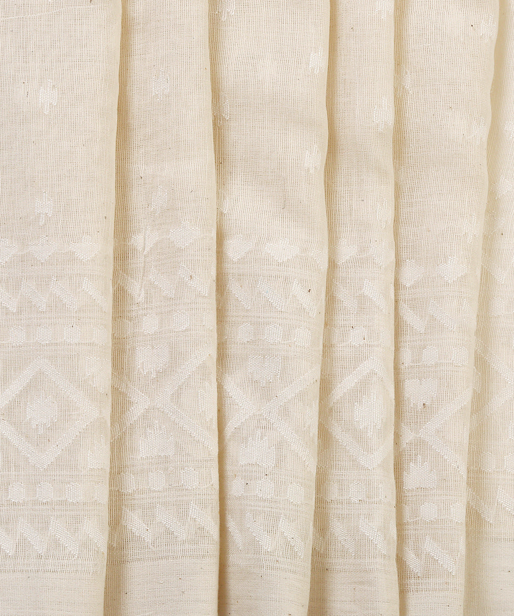 Offwhite_Handloom_Cotton_Jamdani_Saree_With_White_Thread_Weave_WeaverStory_04