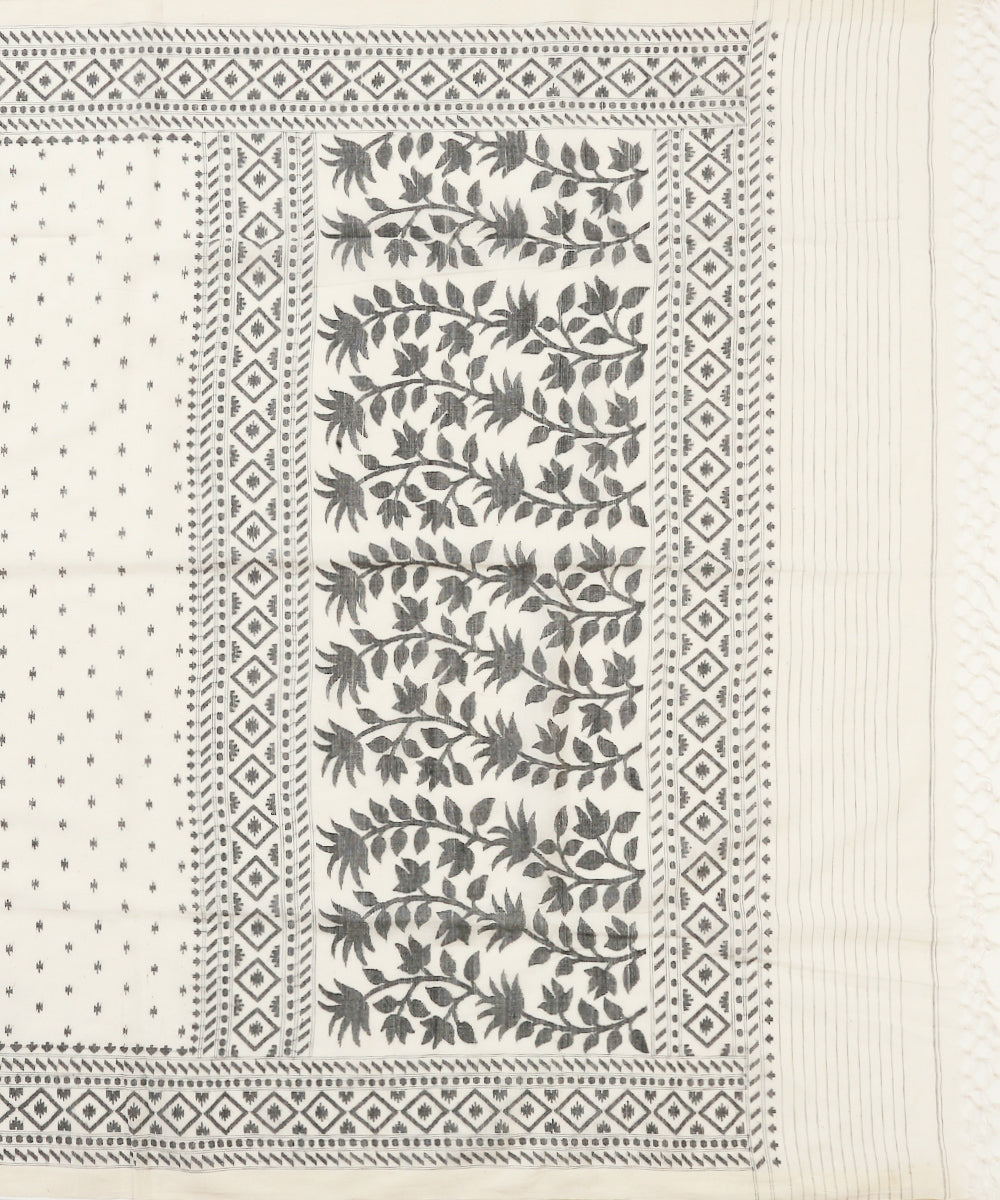 Handloom_Beige_Cotton_Jamdani_Saree_With_Black_Thread_Weave_WeaverStory_05