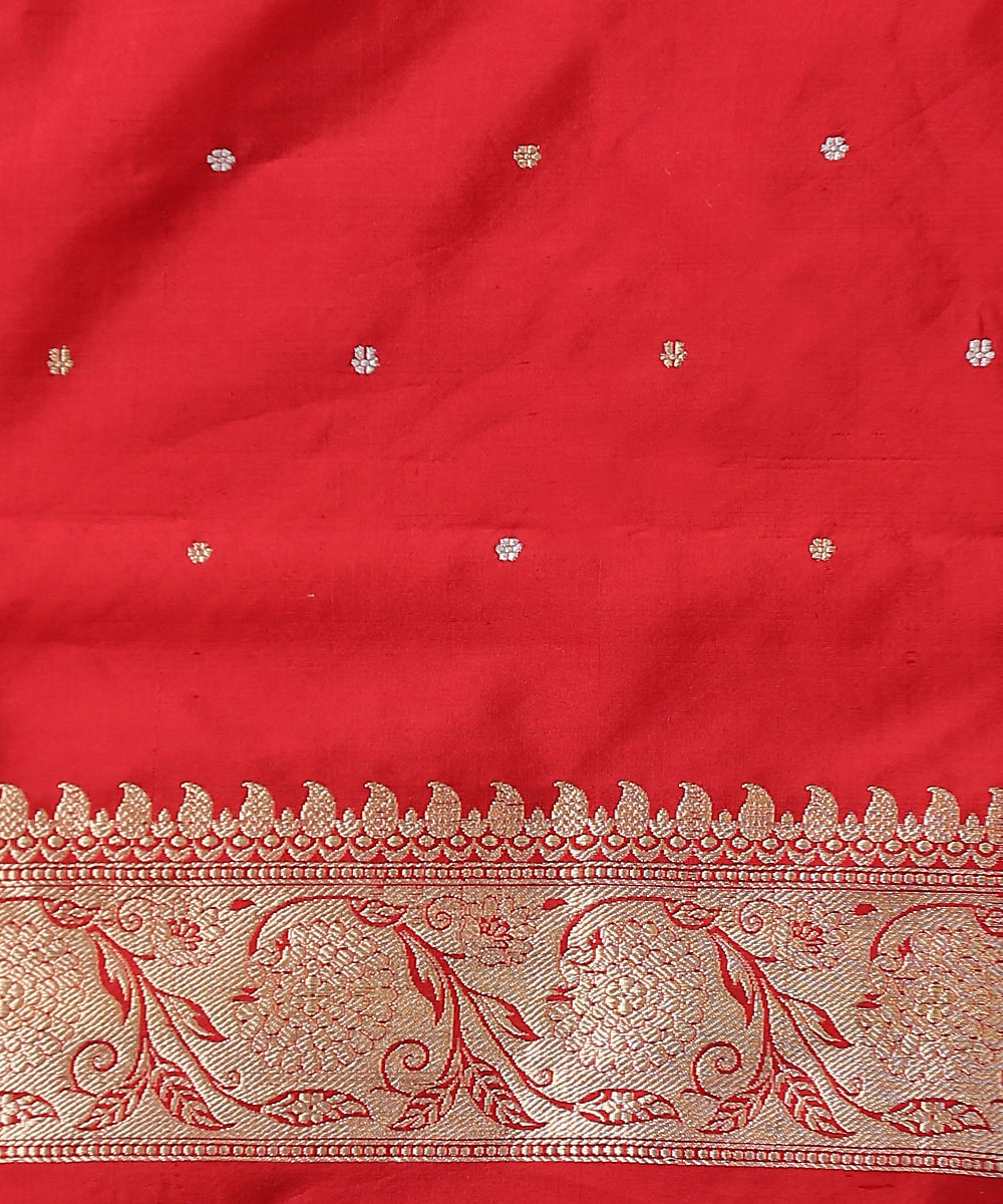 Handloom_Yellow_And_Red_Pure_Organza_Banarasi_Saree_WeaverStory_05