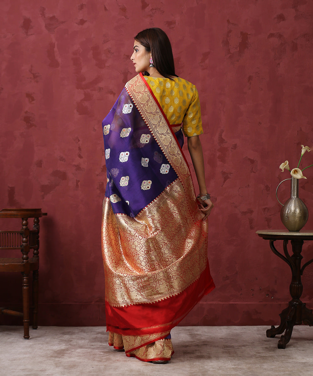 Handloom_Purple_And_Red_Kora_Silk_Banarasi_Saree_WeaverStory_03