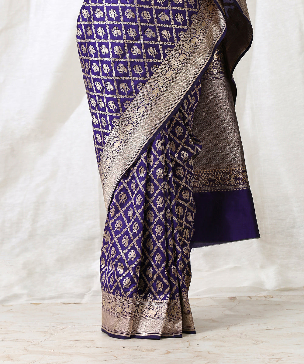 Blue_Handloom_Pure_Katan_Silk_Banarasi_Silk_Saree_With_Peacock_And_Parrot_Motifs_WeaverStory_04