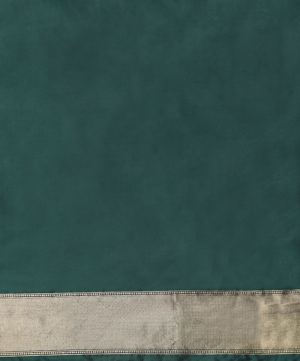Handloom_Bottle_Green_Pure_Katan_Silk_Banarasi_Saree_with_Aada_Jaal_WeaverStory_05