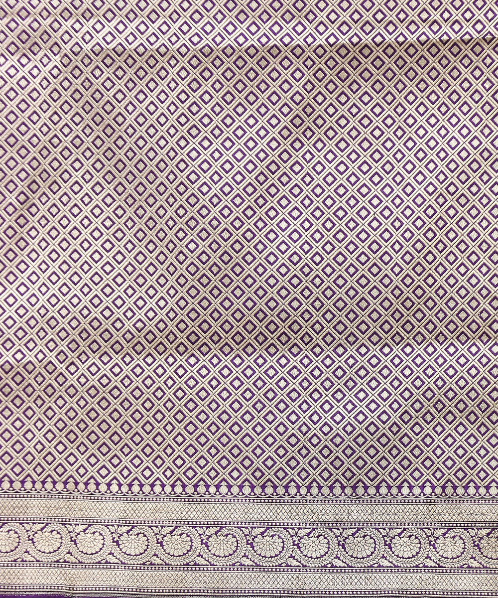 Handloom_Purple_Pure_Katan_Silk_Banarasi_Saree_with_Sona_Rupa_Jaal_WeaverStory_05