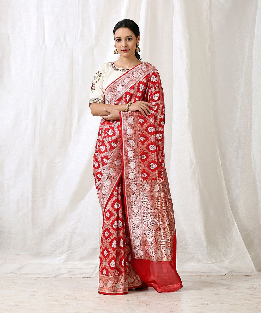 Handloom_Red_Pure_Katan_Silk_Banarasi_with_Sona_Rupa_Banarasi_Jaal_WeaverStory_02
