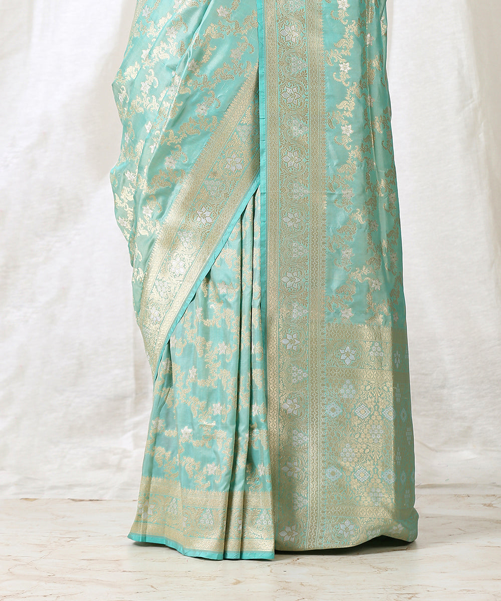 Light_Blue_Handloom_Pure_Katan_Silk_Banarasi_Saree_with_Cutwork_Sona_Rupa_Jaal_WeaverStory_04