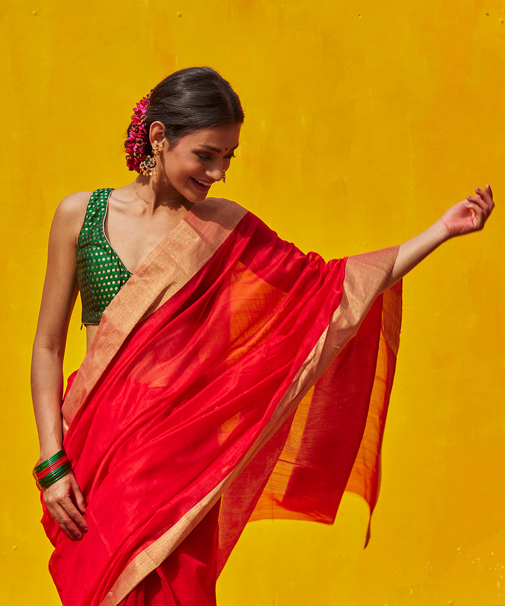 Red_Handloom_Pure_Cotton_Chanderi_Saree_With_Zari_Border_WeaverStory_01