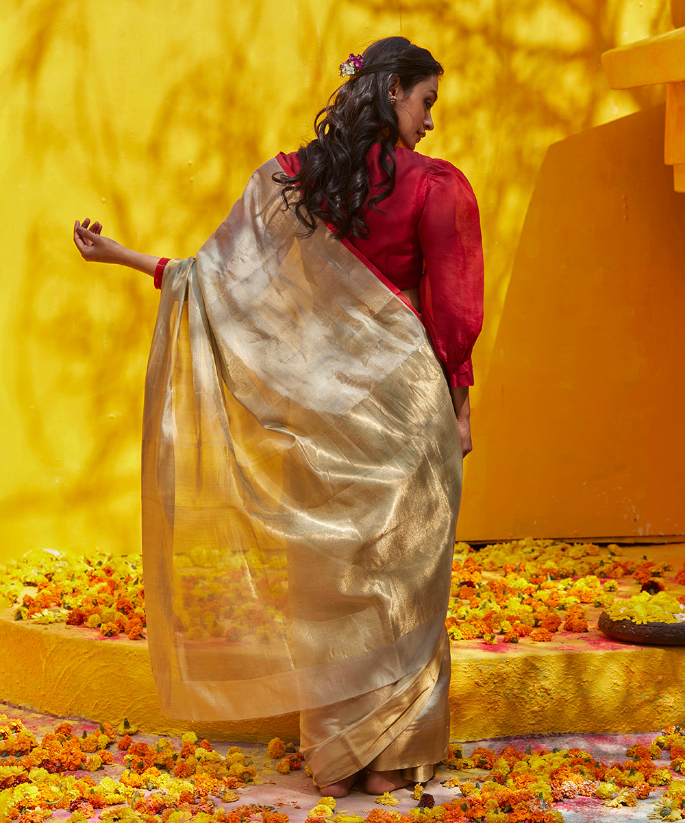 Grey_Handloom_Pure_Tissue_Chanderi_Saree_With_Zari_Border_WeaverStory_03