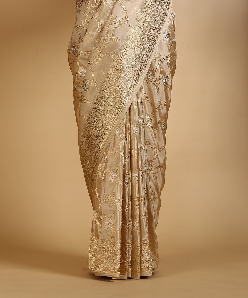 Golden_Handloom_Silk_Tissue_Banarasi_Saree_Banarasi_Saree_With_Kadhwa_Jaal_WeaverStory_04