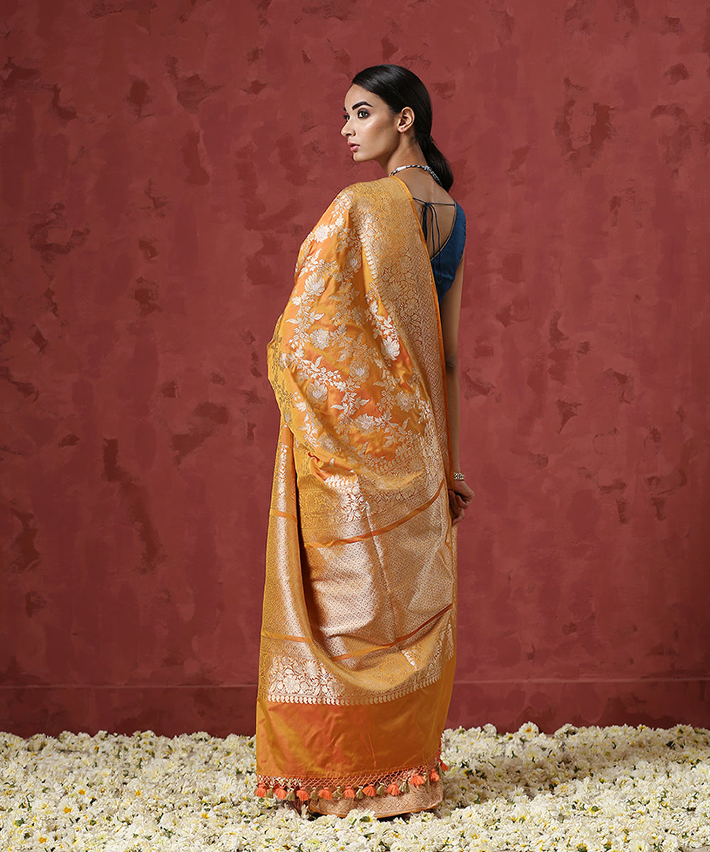 Handloom_Yellow_And_Orange_Pure_Katan_Silk_Banarasi_Saree_with_Kadhwa_Jaal_WeaverStory_03