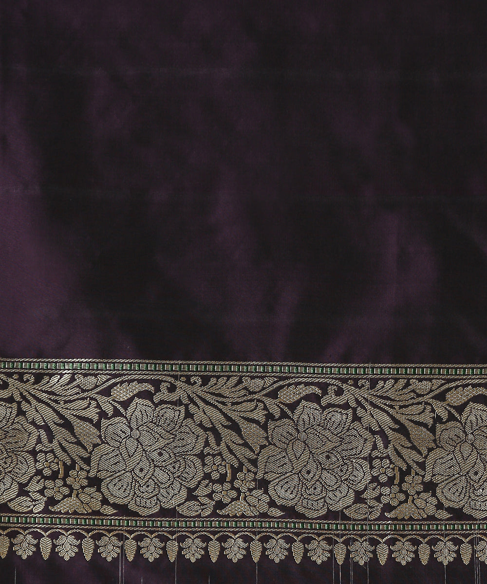 Dark_Purple_Handloom_Pure_Katan_Silk_Banarasi_Saree_with_Intricate_Jaal_WeaverStory_05