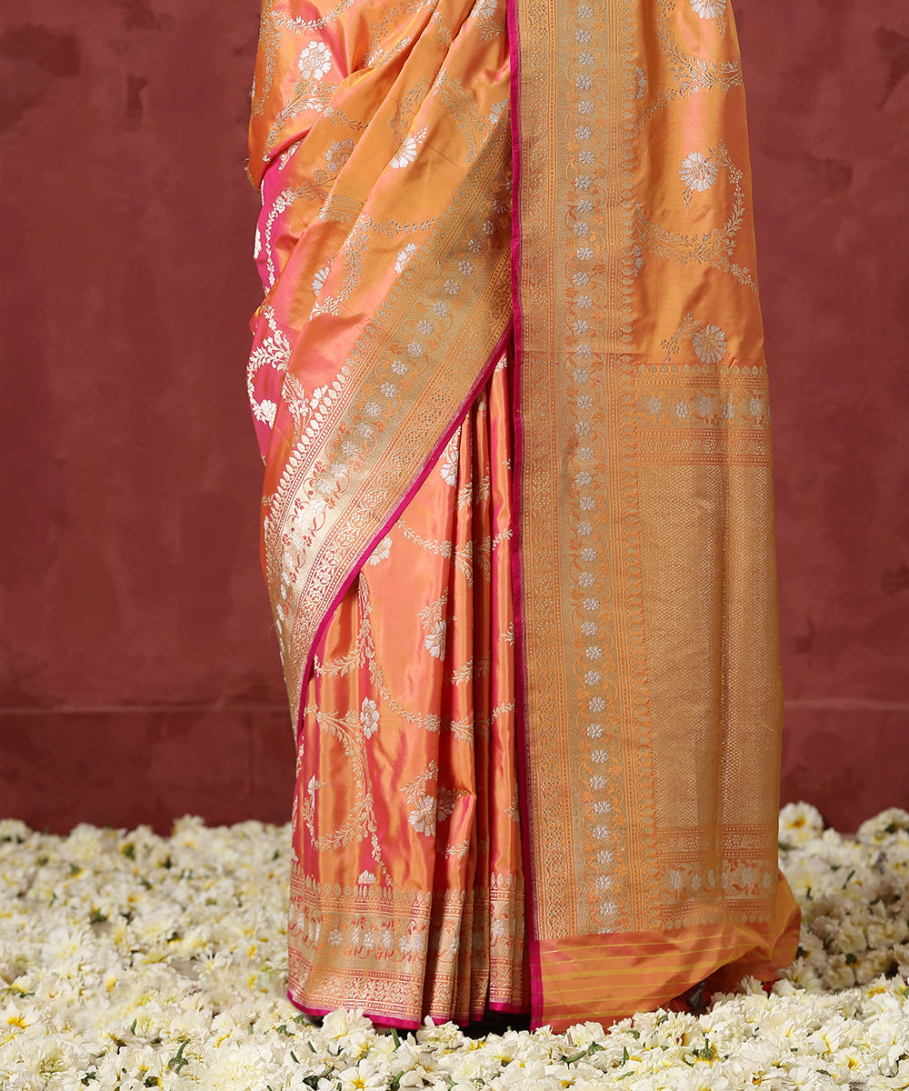 Handloom_Peach_and_Pink_Pure_Katan_Silk_Banarasi_Saree_With_Pink_Selvedge_WeaverStory_04