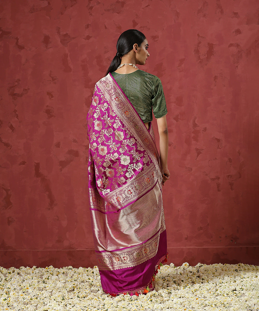Handloom_Purple_Pure_Katan_Silk_Kahdwa_Jangla_Banarasi_Saree_WeaverStory_03