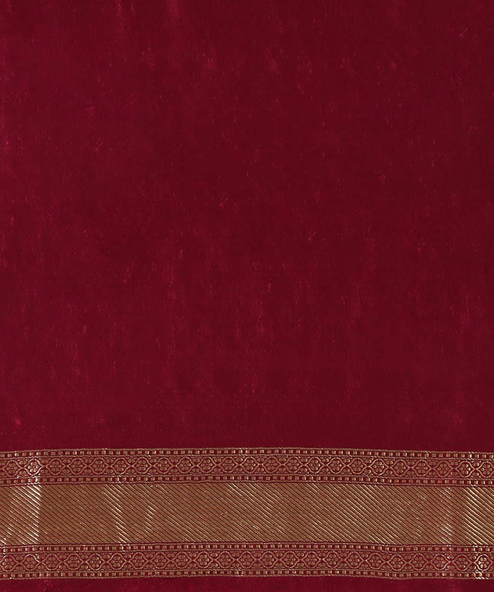 Wine_Handloom_Pure_Katan_Silk_Banarasi_Saree_With_Overall_Jaal_WeaverStory_05