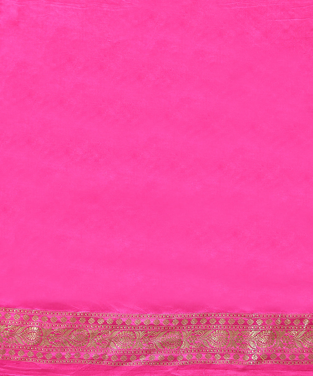 Handloom_Hot_Pink_Pure_Katan_Silk_Tanchoi_Banarasi_Saree_With_Peacock_Woven_Jaal_WeaverStory_05