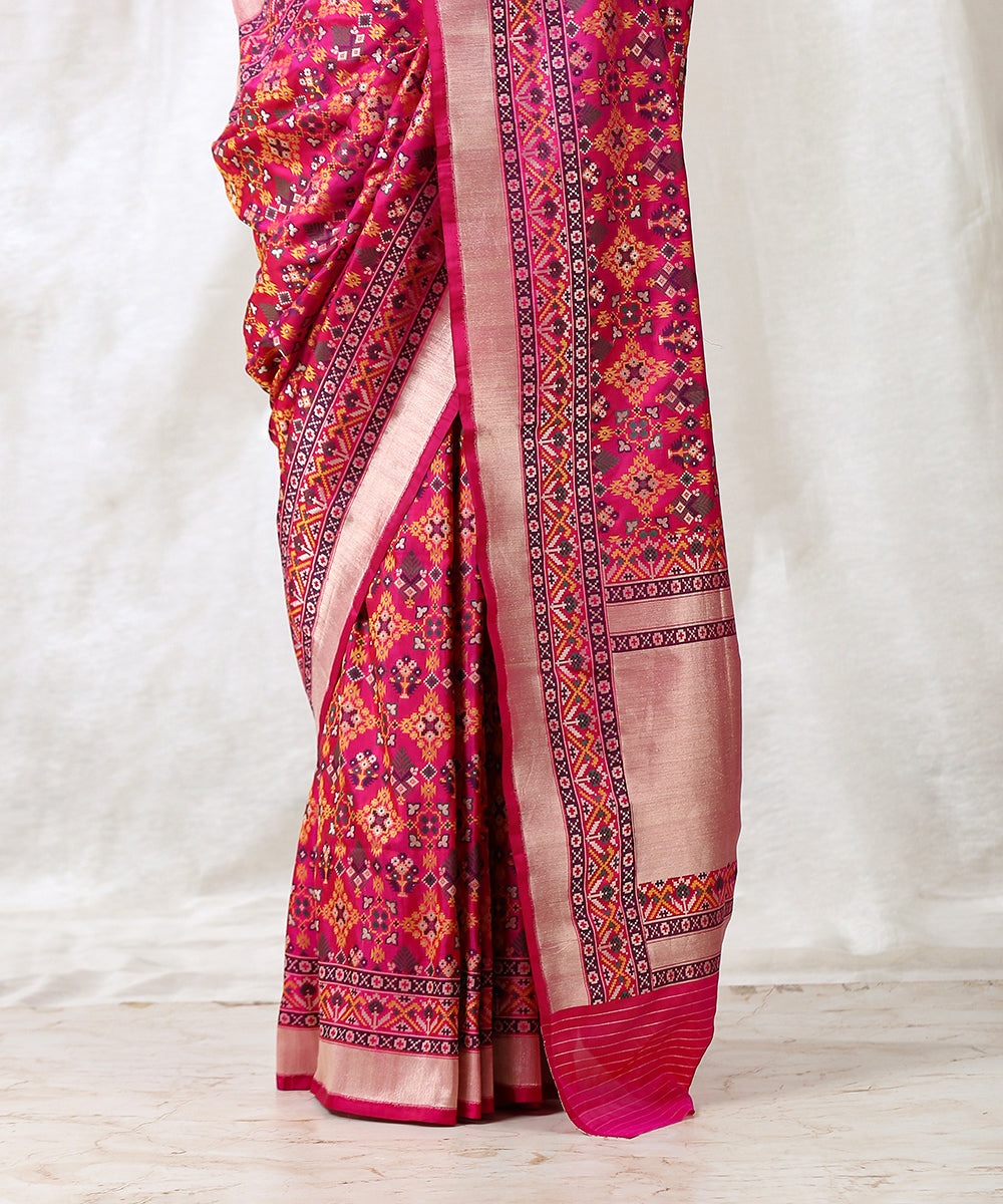 Hot_Pink_Handloom_Pure_Katan_Silk_Patola_Saree_With_Geometrical_Design_WeaverStory_04