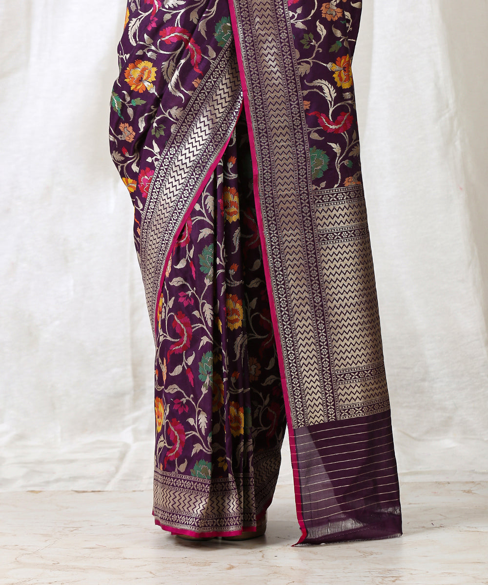 Handloom_Purple_Pure_Katan_Silk_Banarasi_Saree_With_Cutwork_Meenakari_Jaal_and_Pink_Selvedge_WeaverStory_04