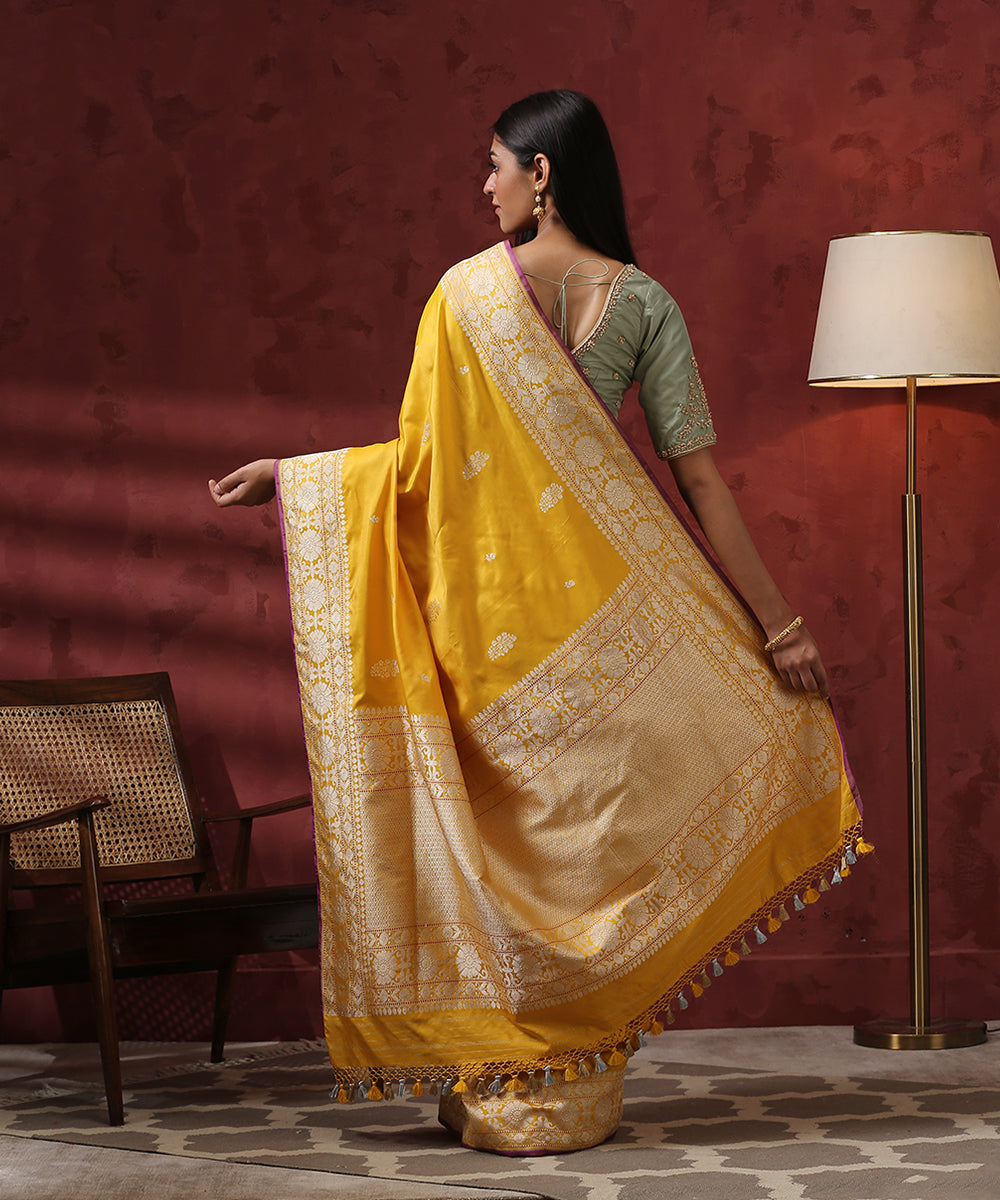 Handloom_Mustard_Ektara_Pure_Katan_Silk_Banarasi_Saree_WeaverStory_03