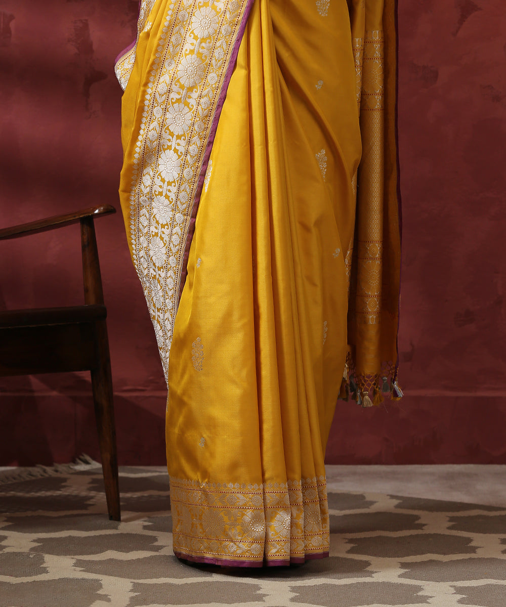 Handloom_Mustard_Ektara_Pure_Katan_Silk_Banarasi_Saree_WeaverStory_04