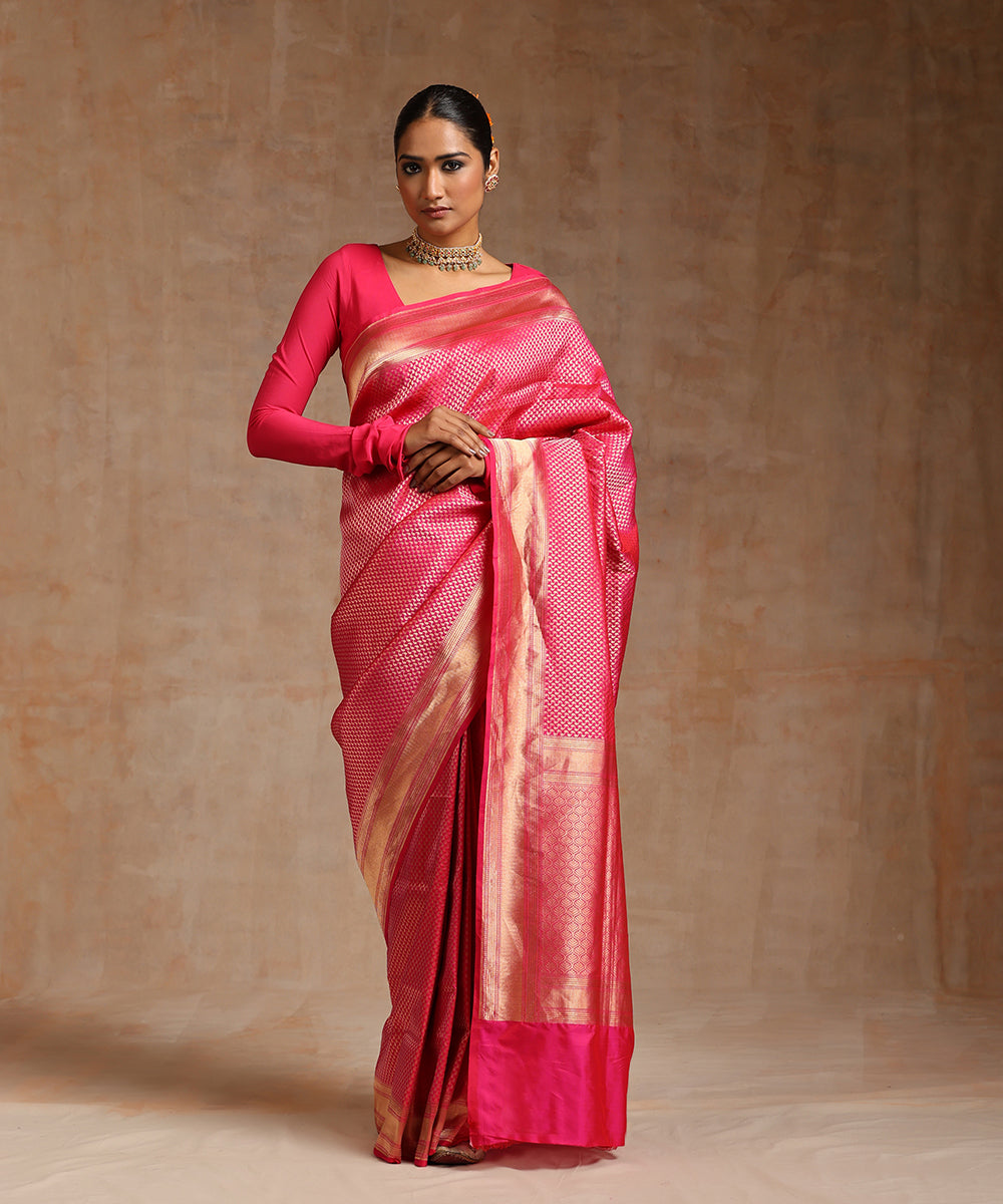 Handloom_Magenta_Pure_Katan_Silk_Kimkhab_Banarasi_Saree_With_Zari_Tanchoi_WeaverStory_02