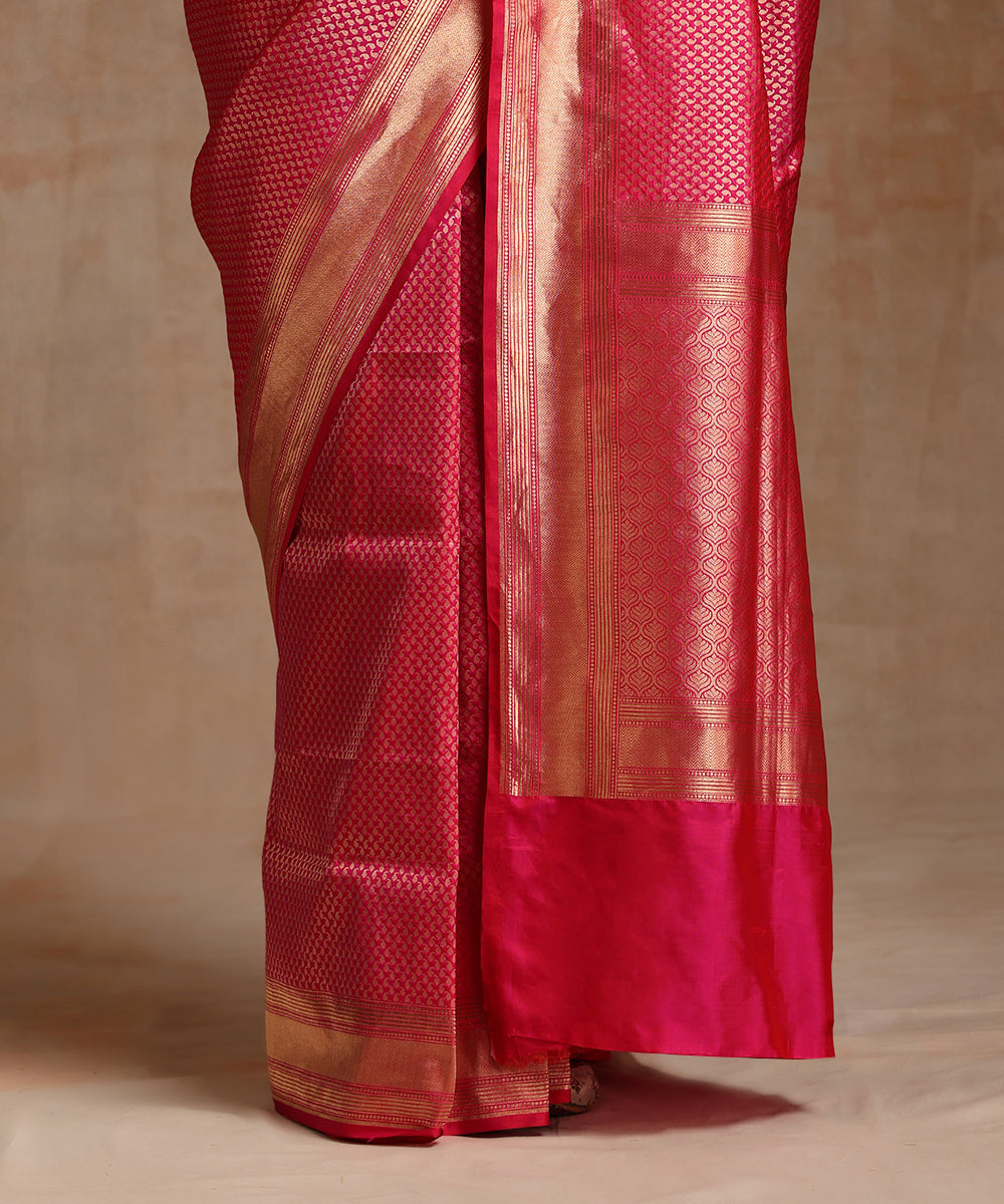 Handloom_Magenta_Pure_Katan_Silk_Kimkhab_Banarasi_Saree_With_Zari_Tanchoi_WeaverStory_04