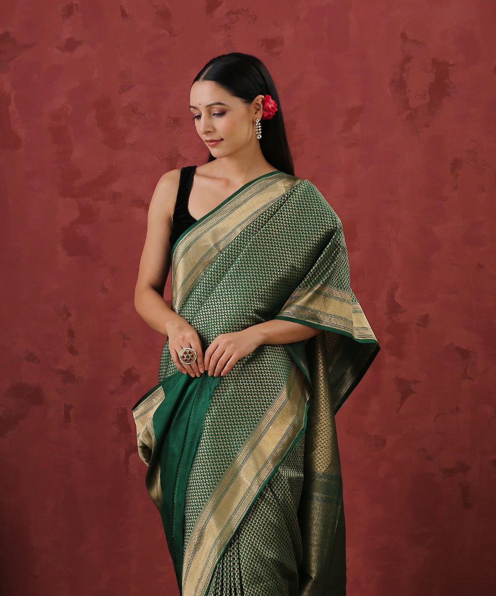 Handloom_Dark_Green_Pure_Katan_Silk_Tanchoi_Banarasi_Saree_With_Zari_WeaverStory_01
