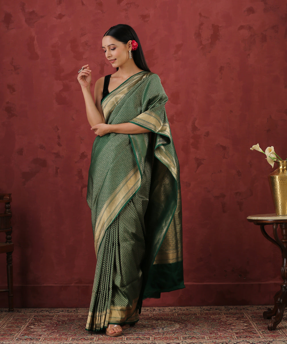 Handloom_Dark_Green_Pure_Katan_Silk_Tanchoi_Banarasi_Saree_With_Zari_WeaverStory_02